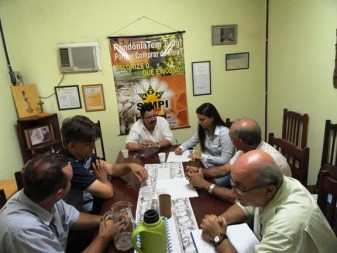 ReuniÃ£o com deputados federais - Mariana Carvalho 3