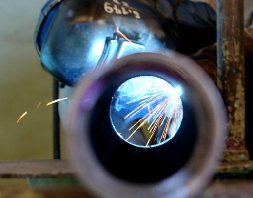 NA MICRO E PEQUENA INDUSTRIA, 70% ESTÃƒO PESSIMISTAS  COM A RETOMADA DO CRESCIMENTO.