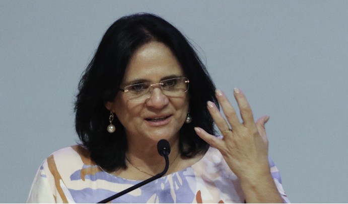 Parceria entre SIMPI e o Ministério da Mulher pretende certificar cerca de 24 mil mulheres em todo o país
