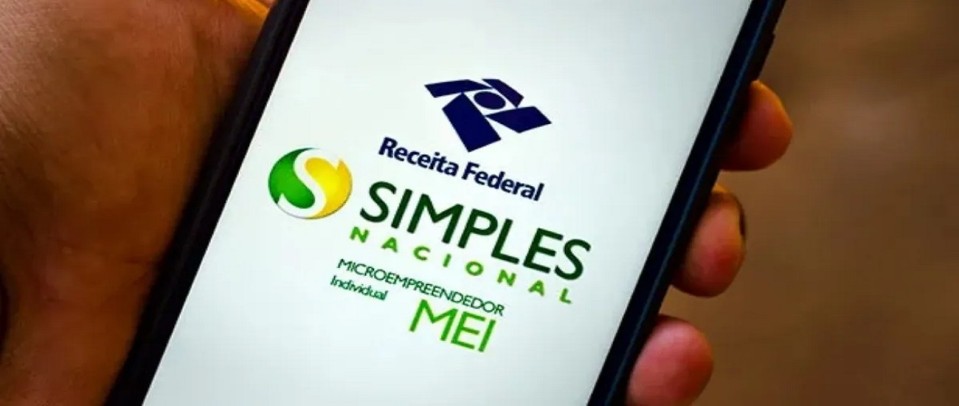 Micro e Pequenas Empresas e MEI já podem indicar PIX para recebimento da restituição do leão
